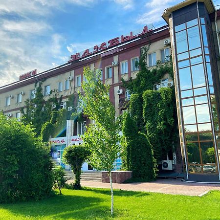 Hotel Zhambyl Taras Exterior foto