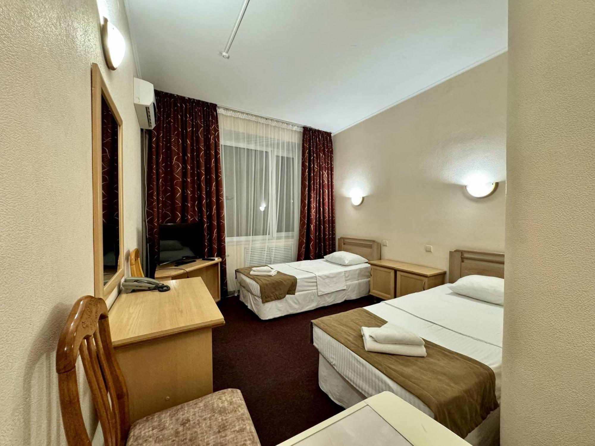 Hotel Zhambyl Taras Exterior foto